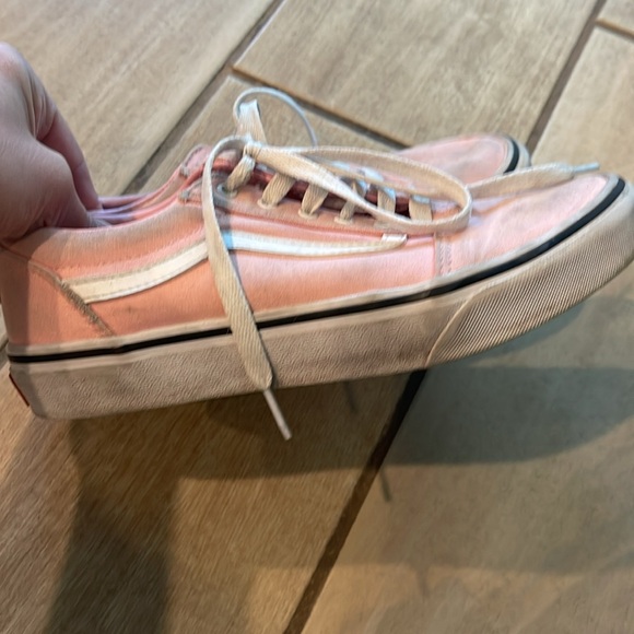 Vans - Picture 9 of 9